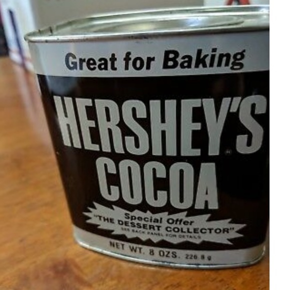 VINTAGE HERSHEY'S  8 oz COCOA Tin - Picture 2 of 5